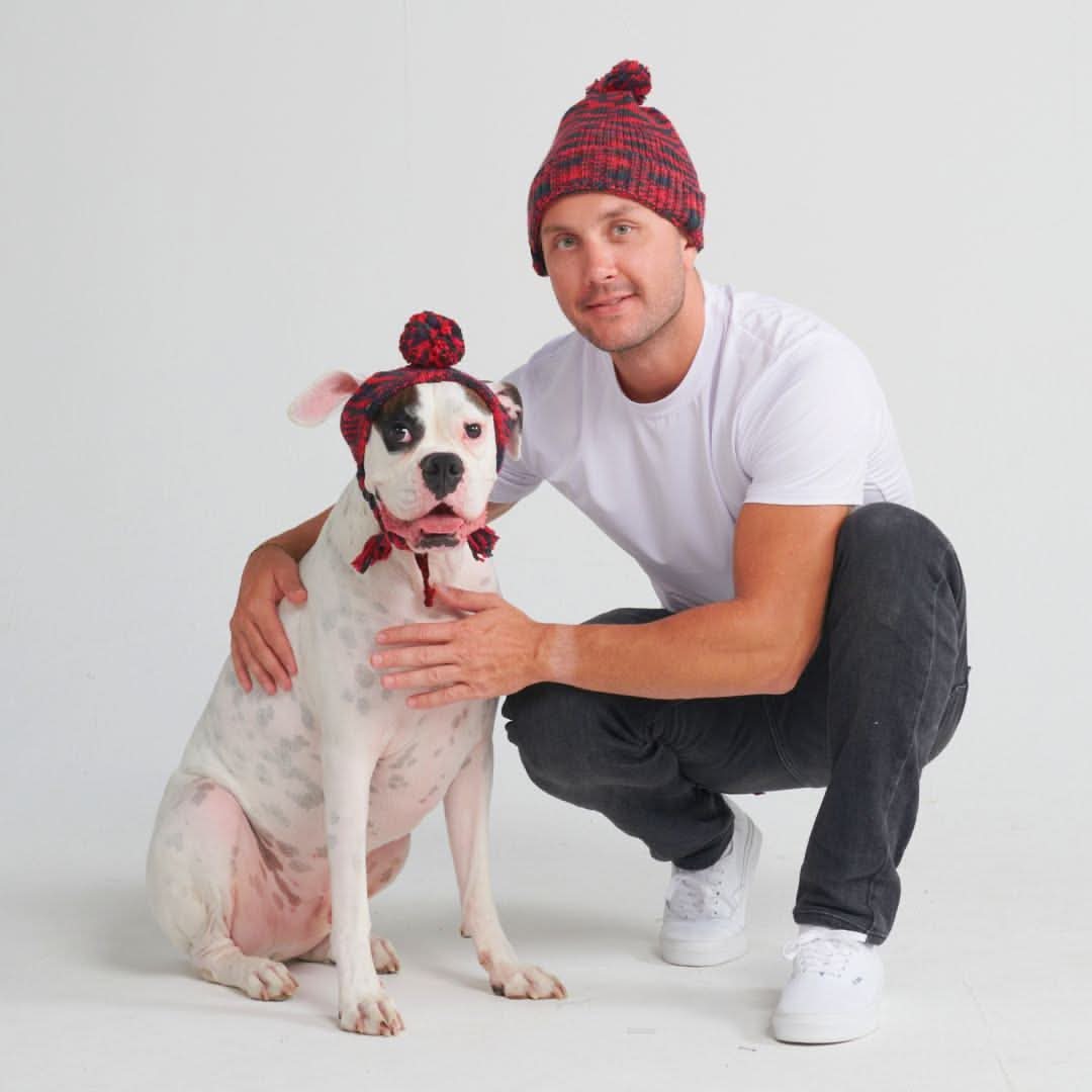Knit Matching Human Pom Hats - Image 11